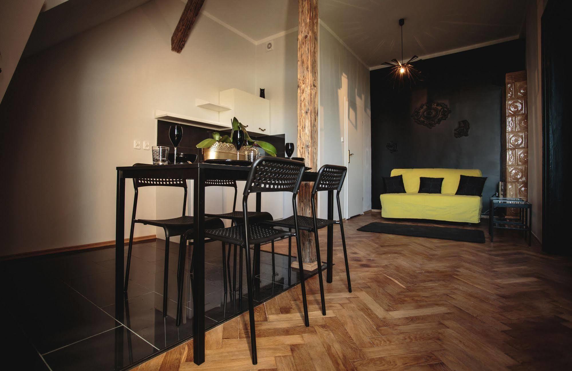 Boutique Apartments - City Center - The Main Market Square Красков Екстериор снимка